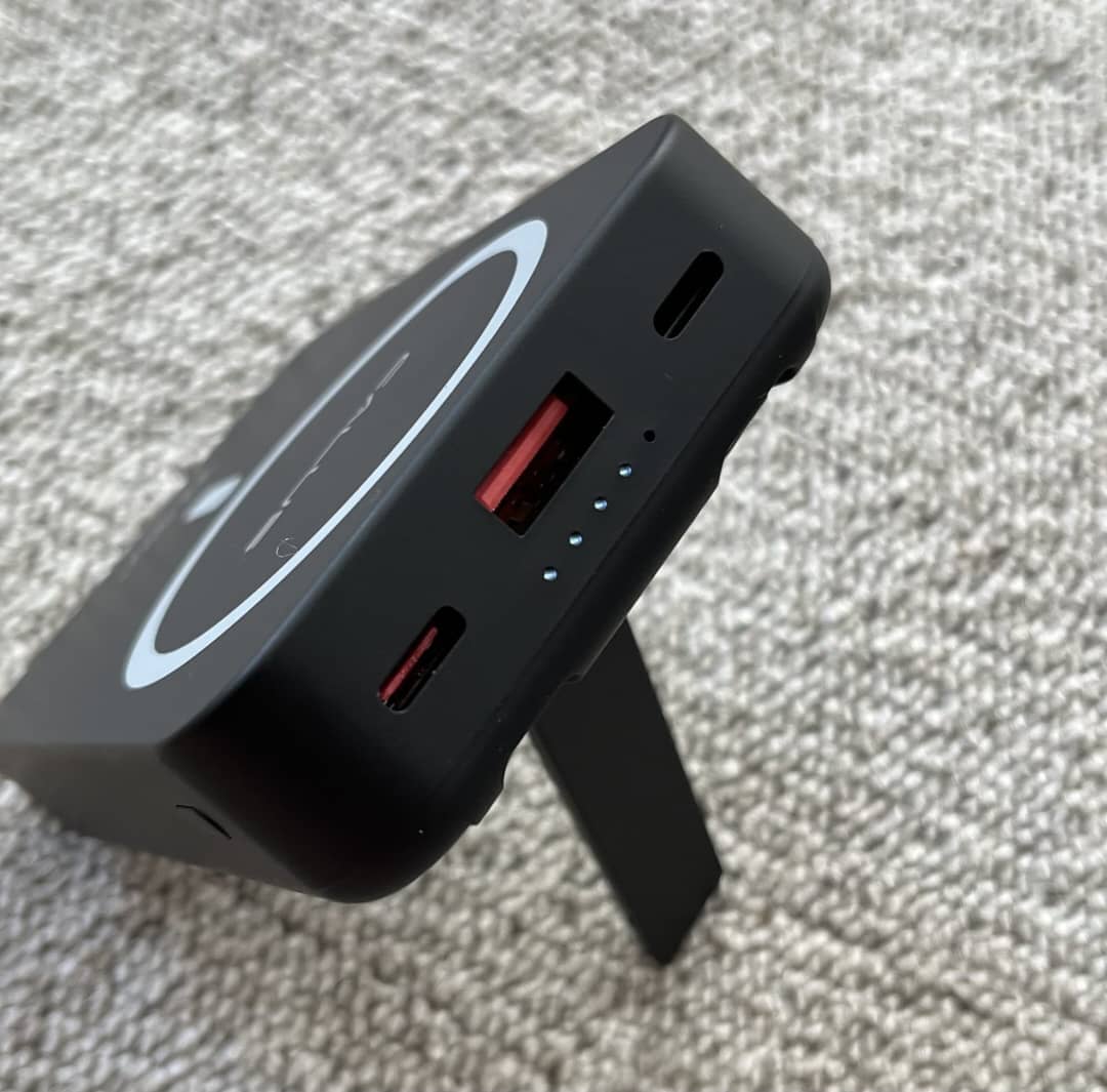 Power Bank magnétique sans fil 4 en 1